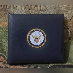 USN U.S. Navy Blue Leather Photo Album w/ Raised Insignia Holds 100 4x6 Photos